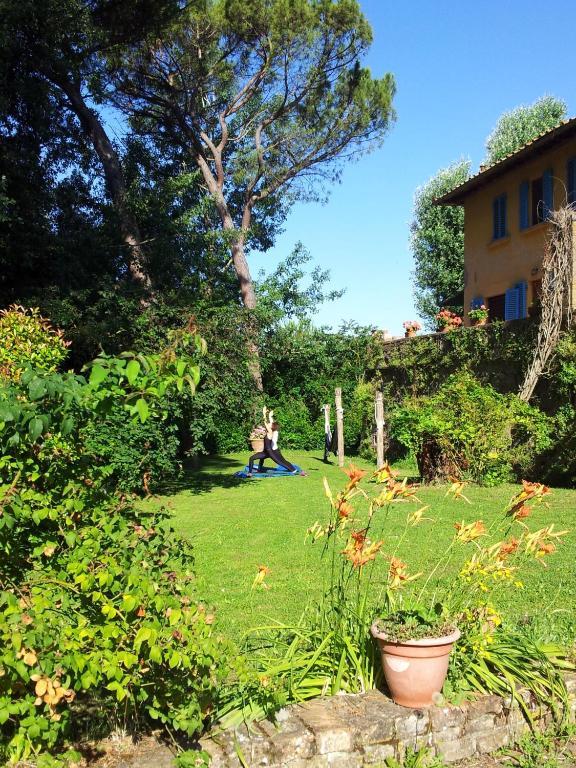 Bassetto Guesthouse & Apartments Certaldo Exterior photo